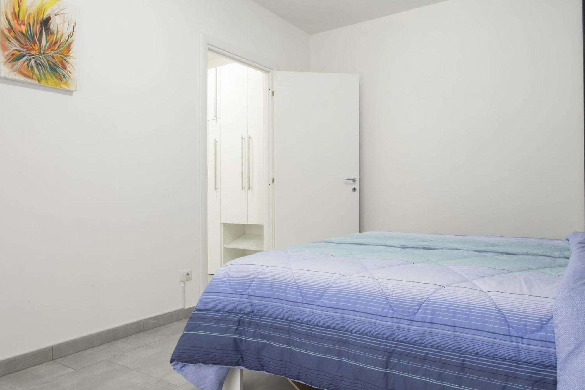 Appartamento Clalia Luino Exteriör bild