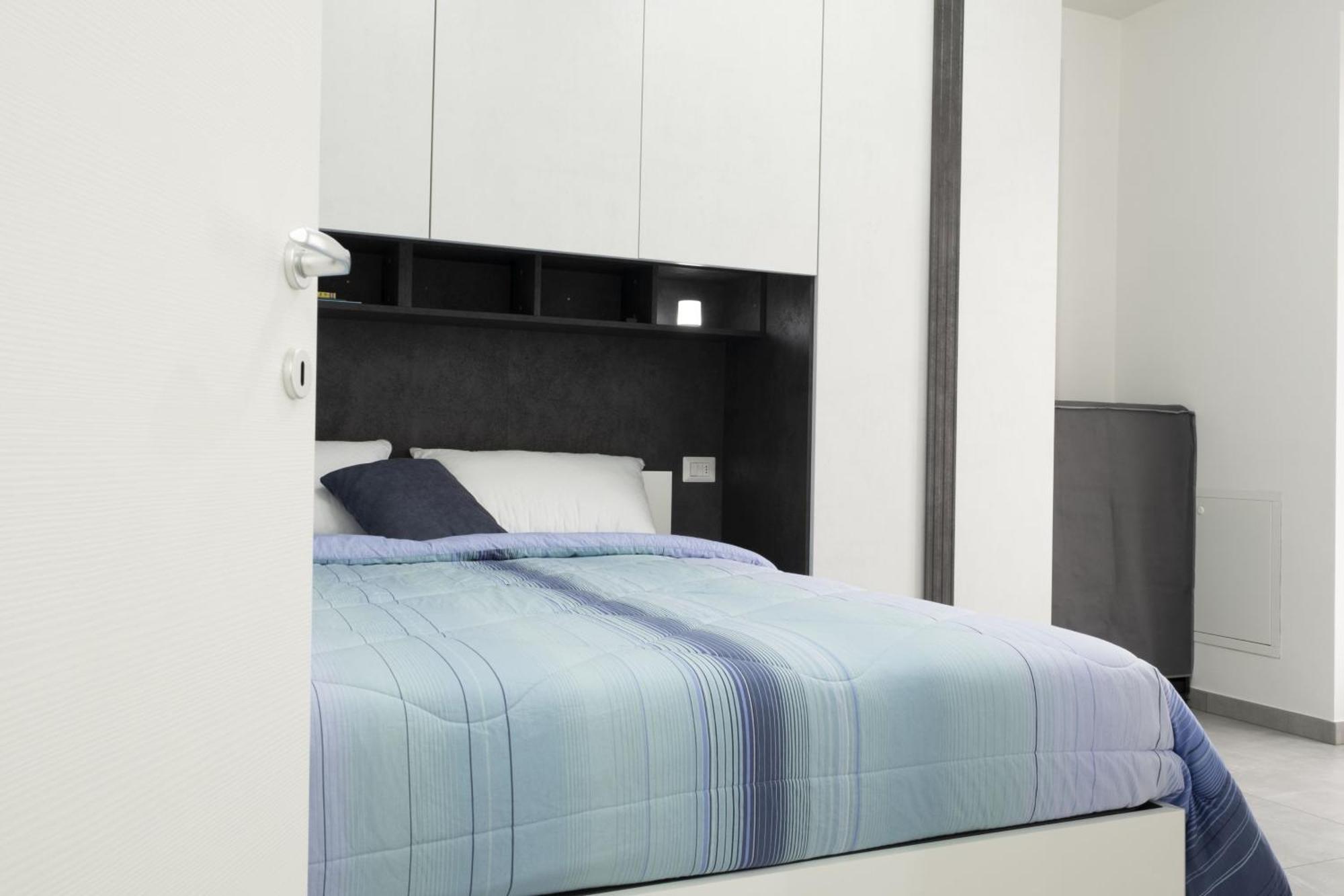 Appartamento Clalia Luino Exteriör bild