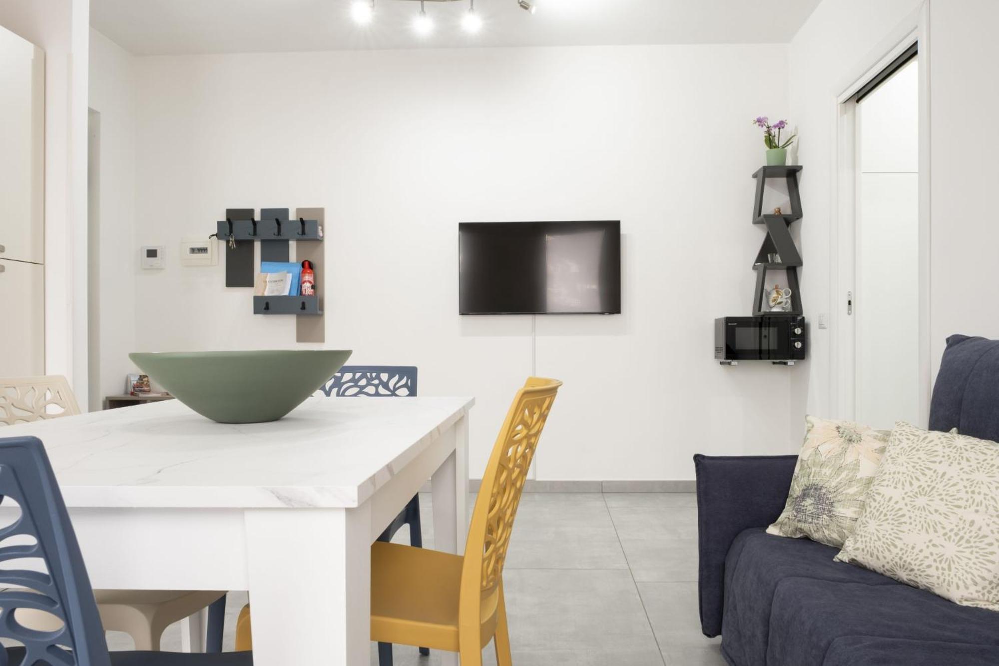 Appartamento Clalia Luino Exteriör bild