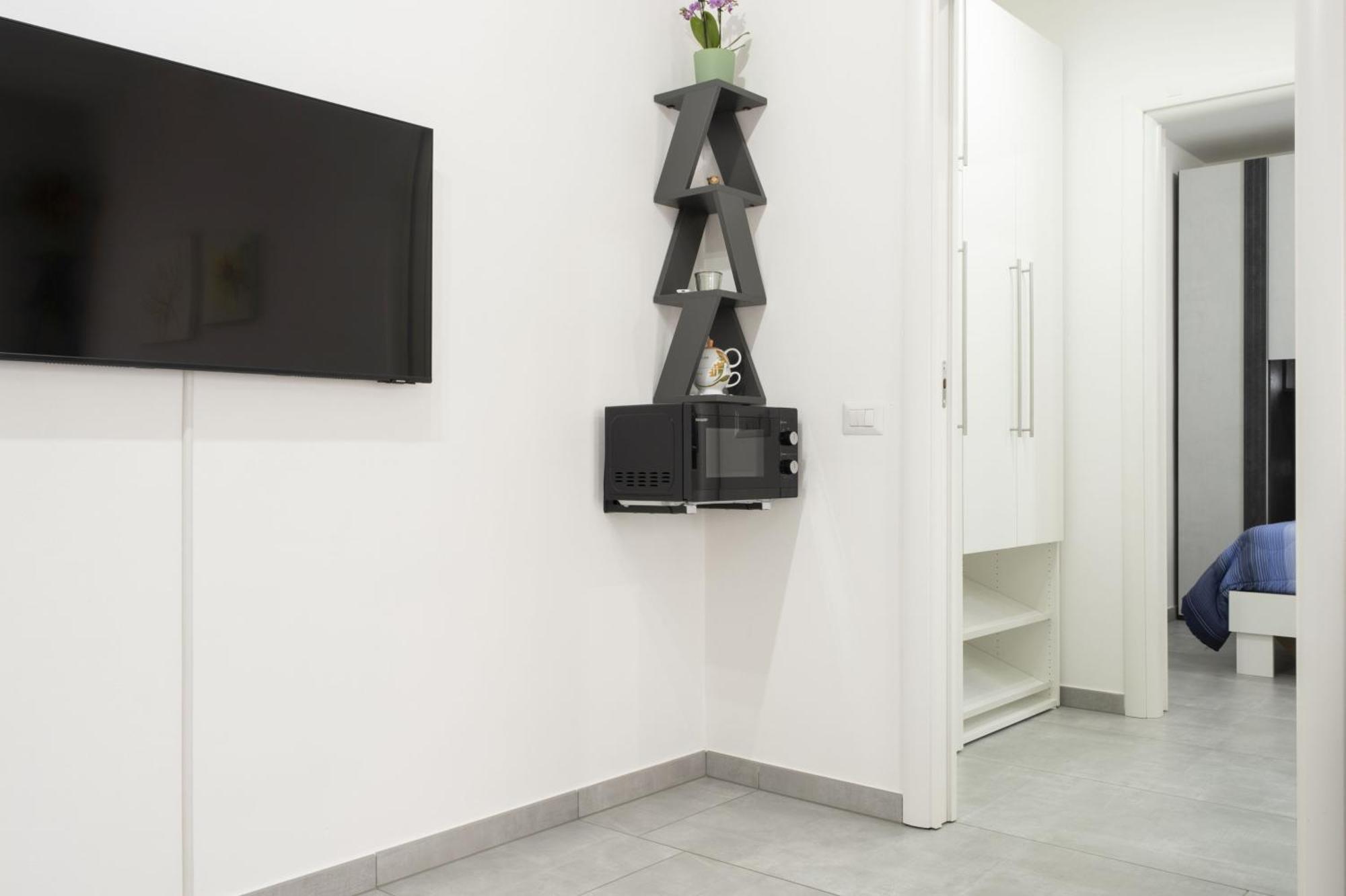 Appartamento Clalia Luino Exteriör bild