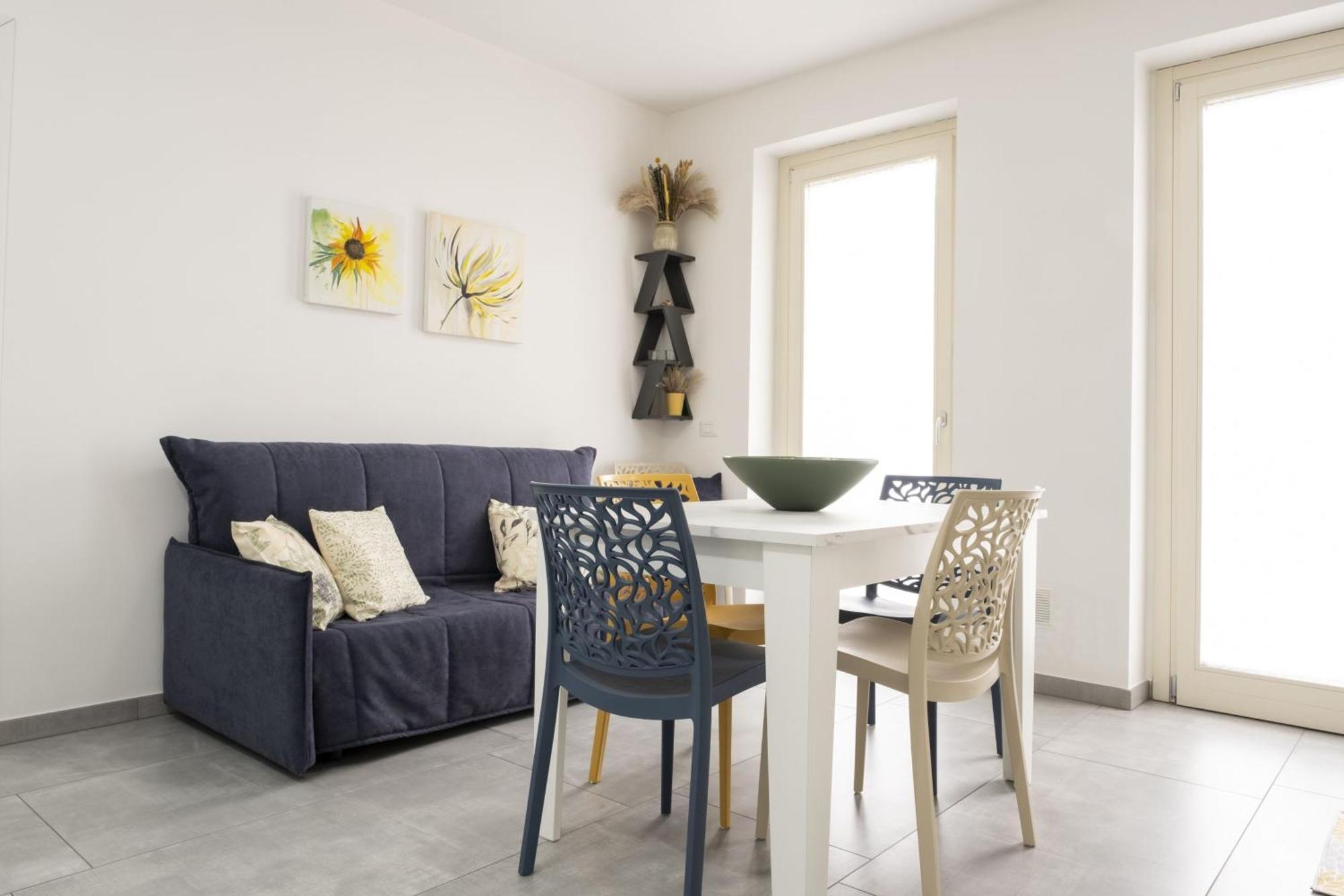 Appartamento Clalia Luino Exteriör bild